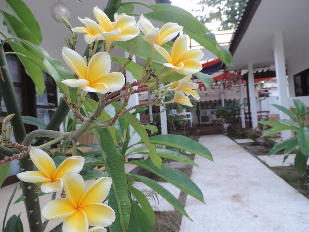 Casus Dream Hotel Gili Trawangan Exterior foto